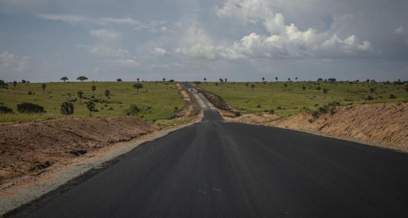  Een neokoloniale oliepijpleiding door Oeganda en Tanzania