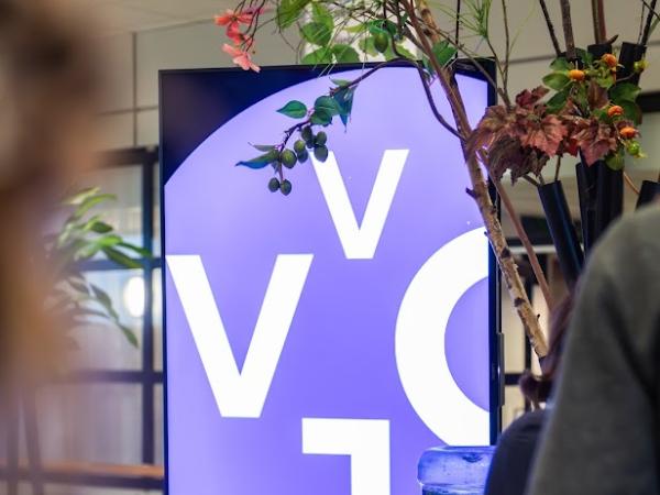 VVOJcrop